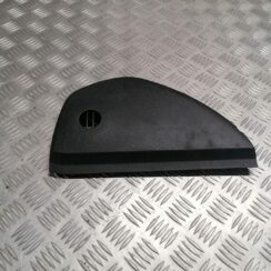 Mērinstrumentu paneļa sānu apdare priekš ŠKODA OCTAVIA 2006