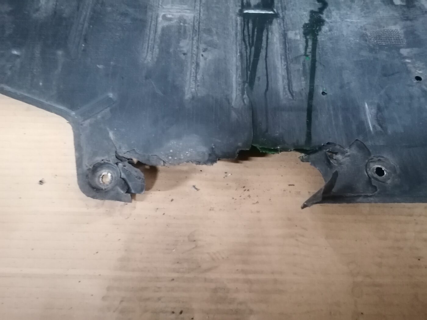 Dzinēja aizsargs priekš ŠKODA OCTAVIA 2006 2 Dzinēja aizsargs priekš ŠKODA OCTAVIA 2006