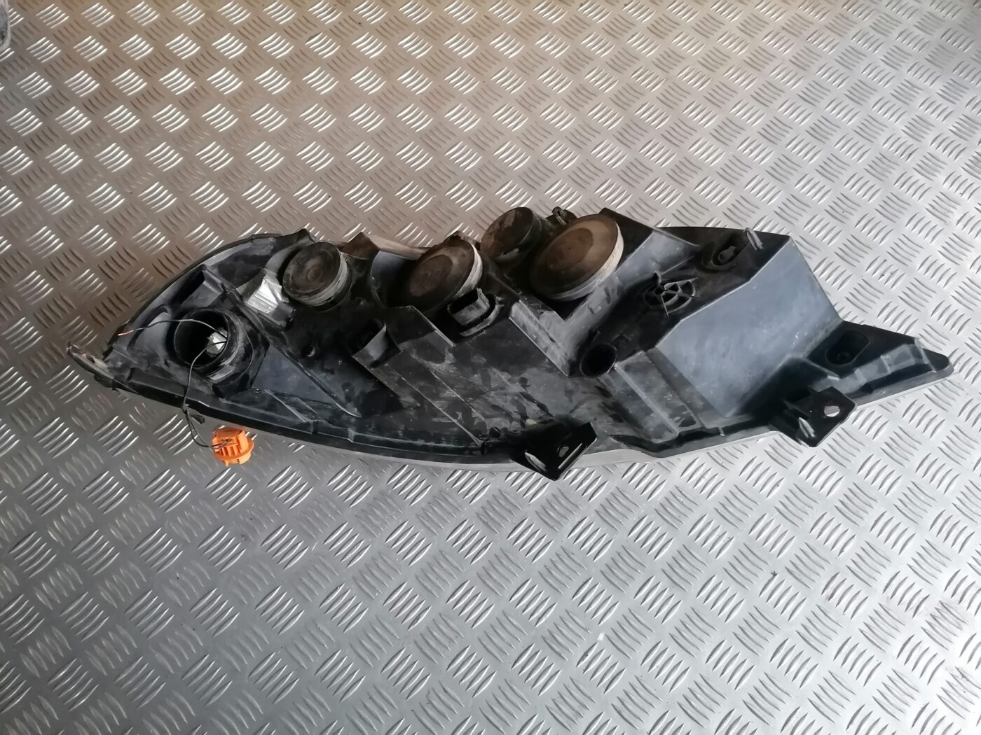 Priekšējais labais lukturis priekš RENAULT MASTER III 2010- 260100049R 2 Priekšējais labais lukturis priekš RENAULT MASTER III 2010- 260100049R