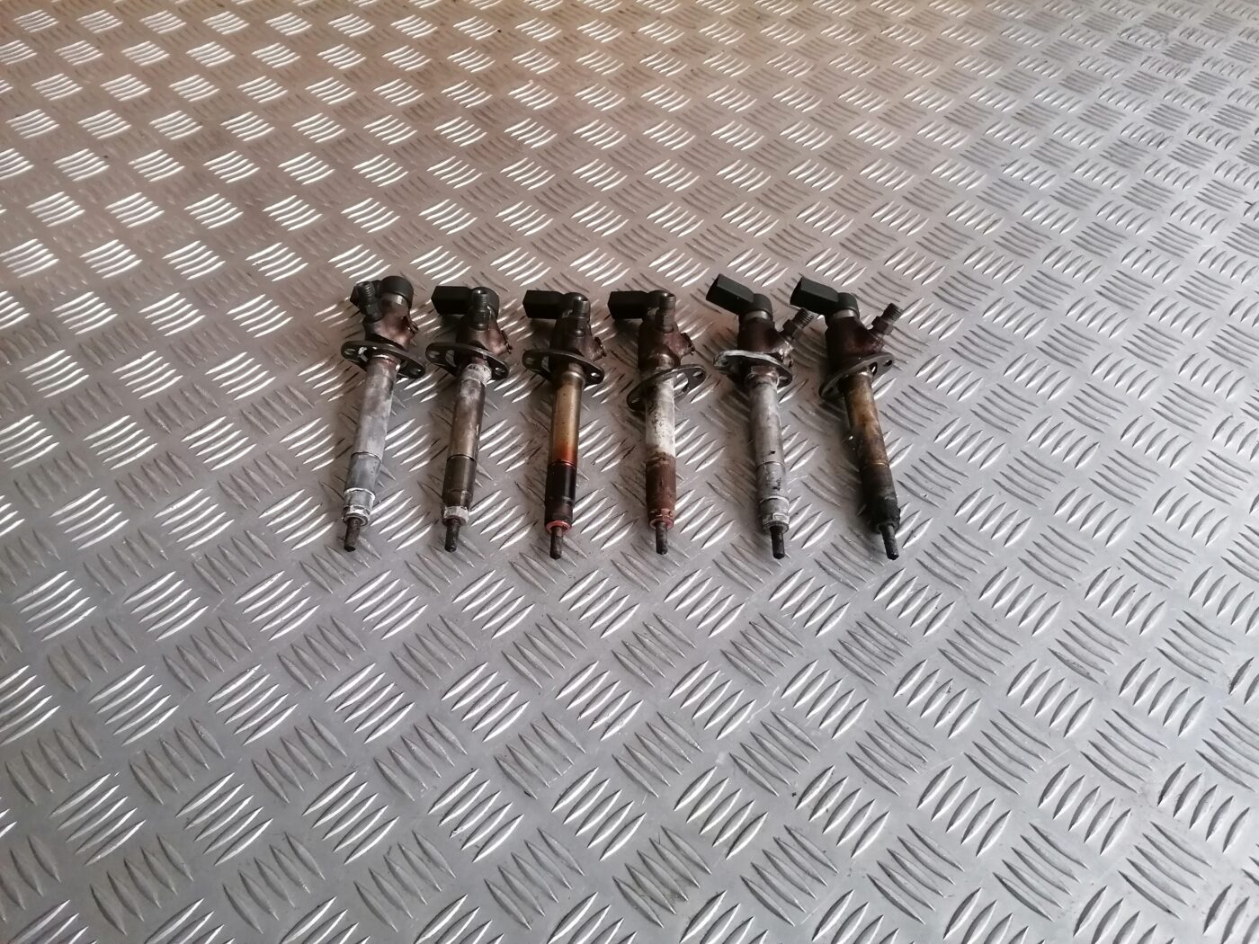 Degvielas smidzinātājs priekš PEUGEOT 607 2010 1 Degvielas smidzinātājs priekš PEUGEOT 607 2010