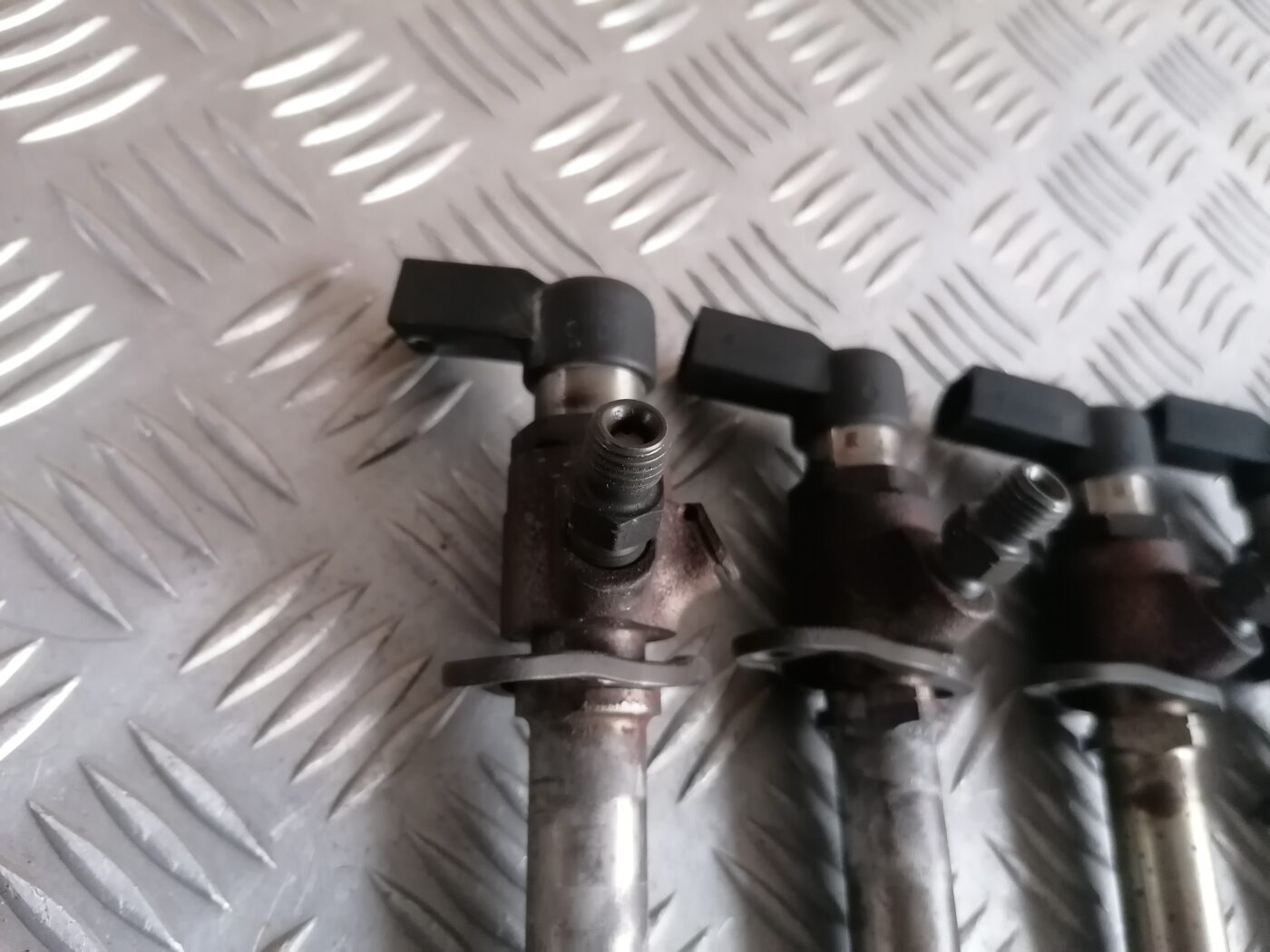 Degvielas smidzinātājs priekš PEUGEOT 607 2010 5 Degvielas smidzinātājs priekš PEUGEOT 607 2010