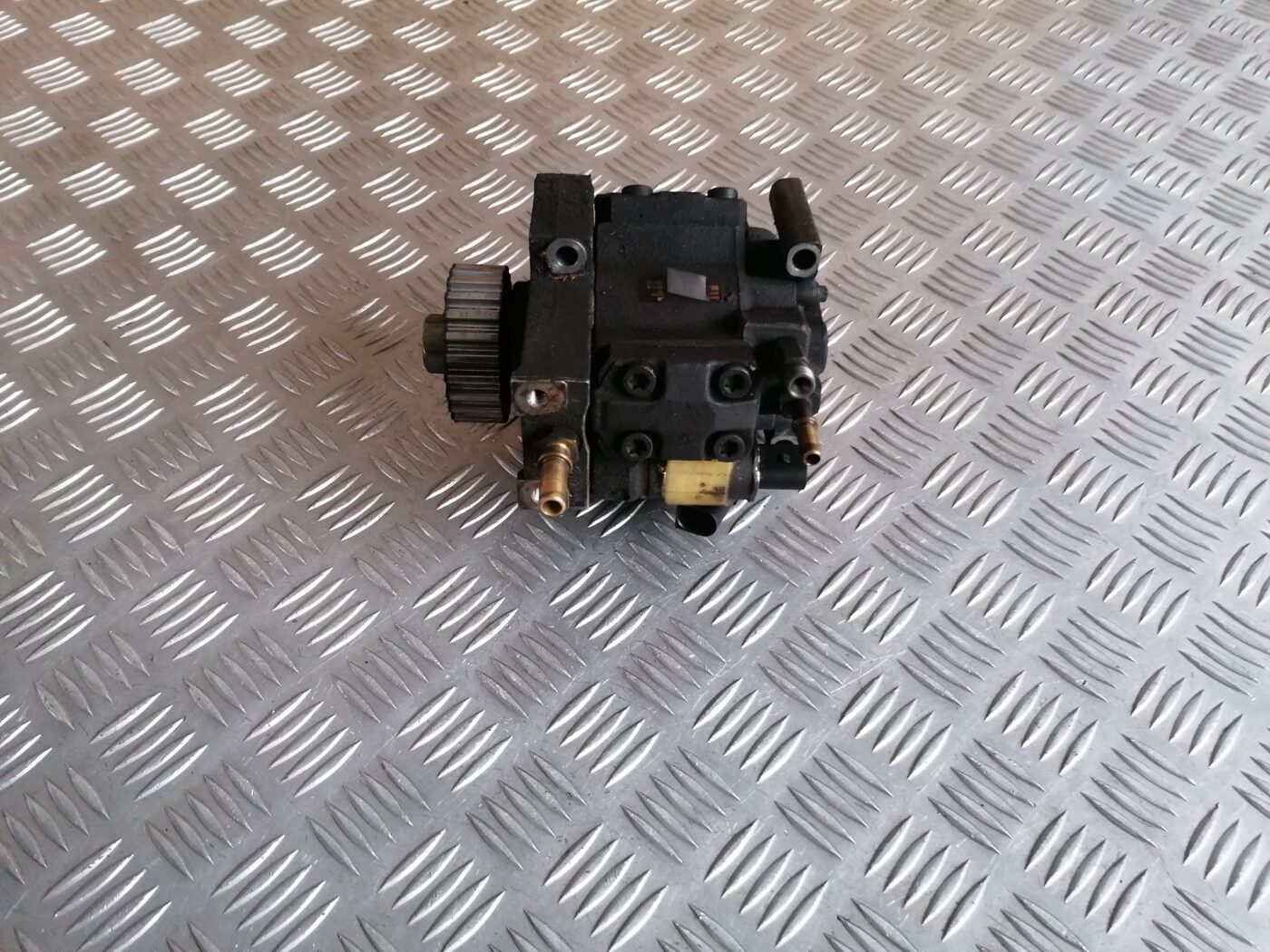 Augstspiediena degvielas sūknis priekš PEUGEOT 607 2010 1 Augstspiediena degvielas sūknis priekš PEUGEOT 607 2010