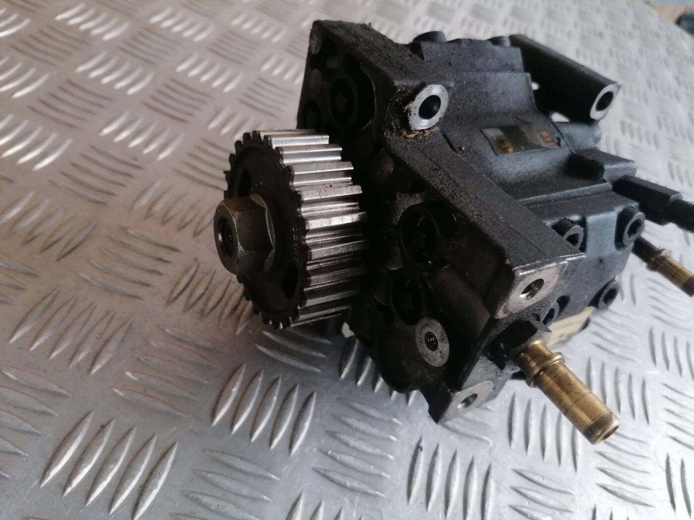 Augstspiediena degvielas sūknis priekš PEUGEOT 607 2010 7 Augstspiediena degvielas sūknis priekš PEUGEOT 607 2010