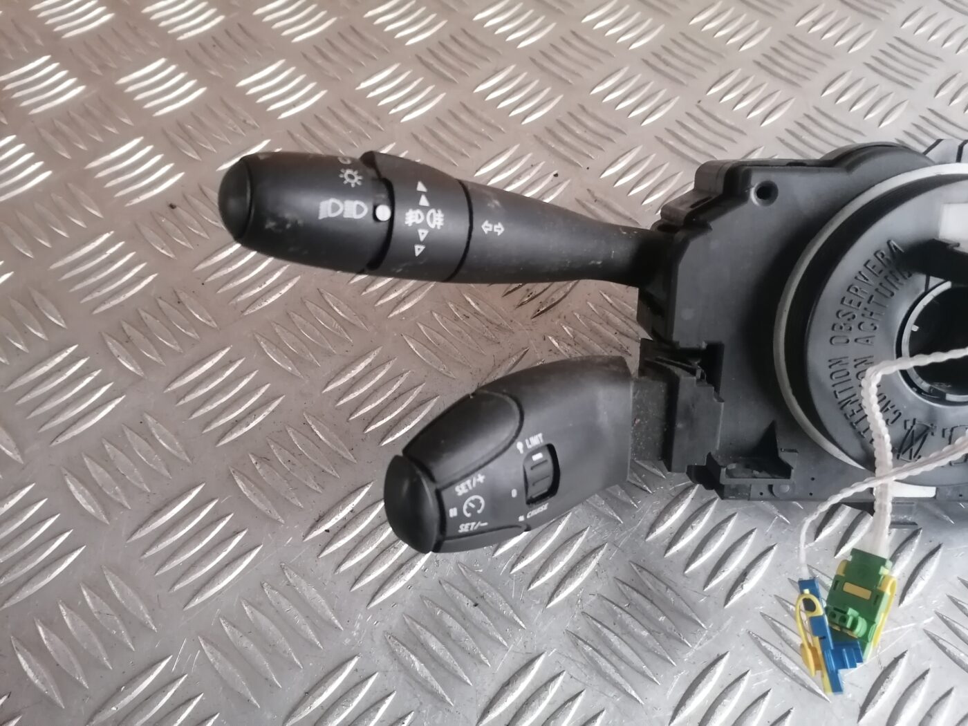 Stūres statnes slēdzis priekš PEUGEOT 607 2010 2 Stūres statnes slēdzis priekš PEUGEOT 607 2010