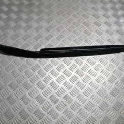 Vējstikla slotiņa priekš PEUGEOT 607 2010