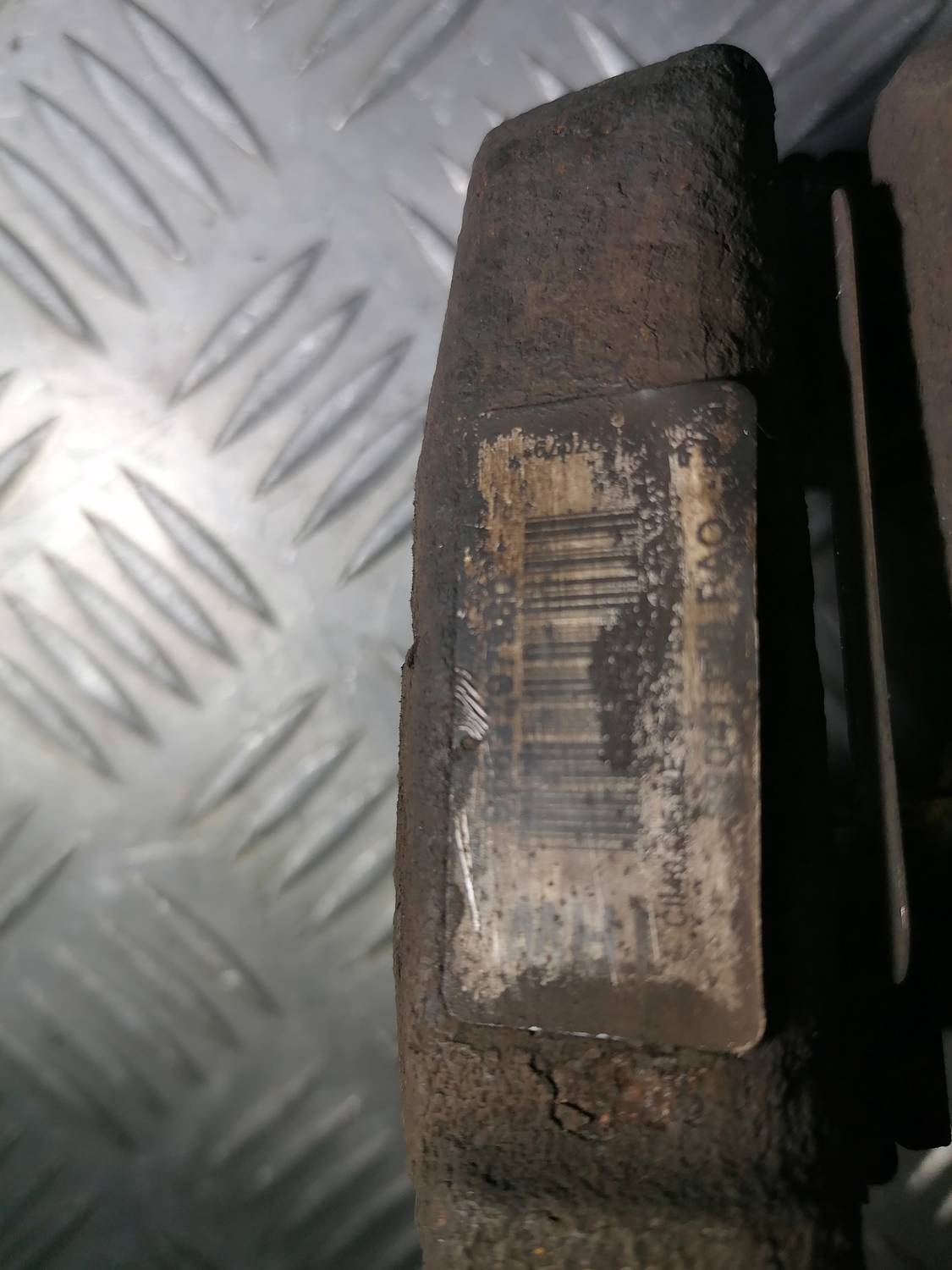 Priekšējais labais suports priekš PEUGEOT 607 2010 3 Priekšējais labais suports priekš PEUGEOT 607 2010