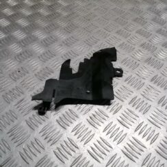 Ieplūdes gaisa deflektors, pa labi priekš PEUGEOT 607 2010