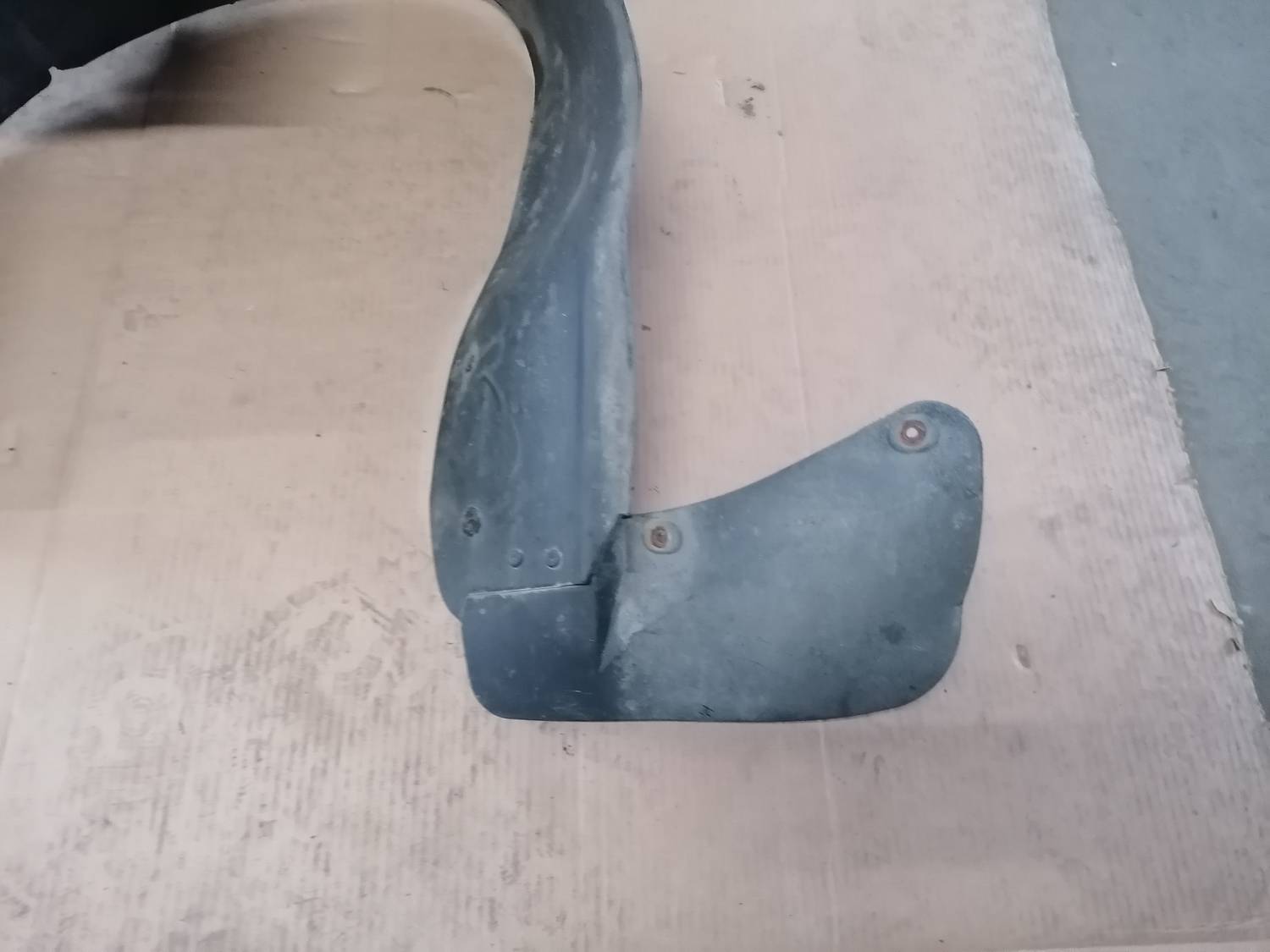 Priekšējais labais paspārns priekš PEUGEOT 607 2010 2 Priekšējais labais paspārns priekš PEUGEOT 607 2010