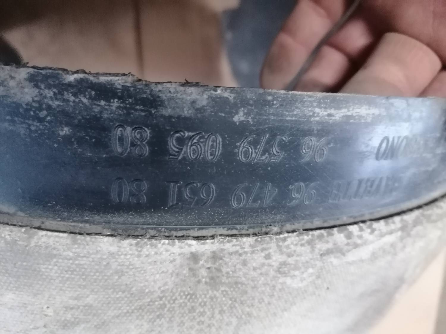 Priekšējais labais paspārns priekš PEUGEOT 607 2010 3 Priekšējais labais paspārns priekš PEUGEOT 607 2010