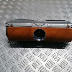 Mašīnas pulkstenis priekš VW PHAETON 2003