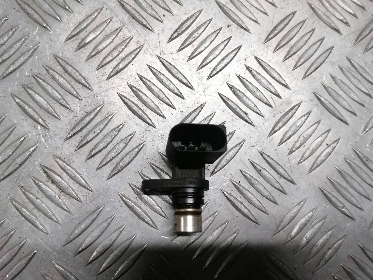 Sadales vārpstas devējs priekš VW PHAETON 2003 3 Sadales vārpstas devējs priekš VW PHAETON 2003