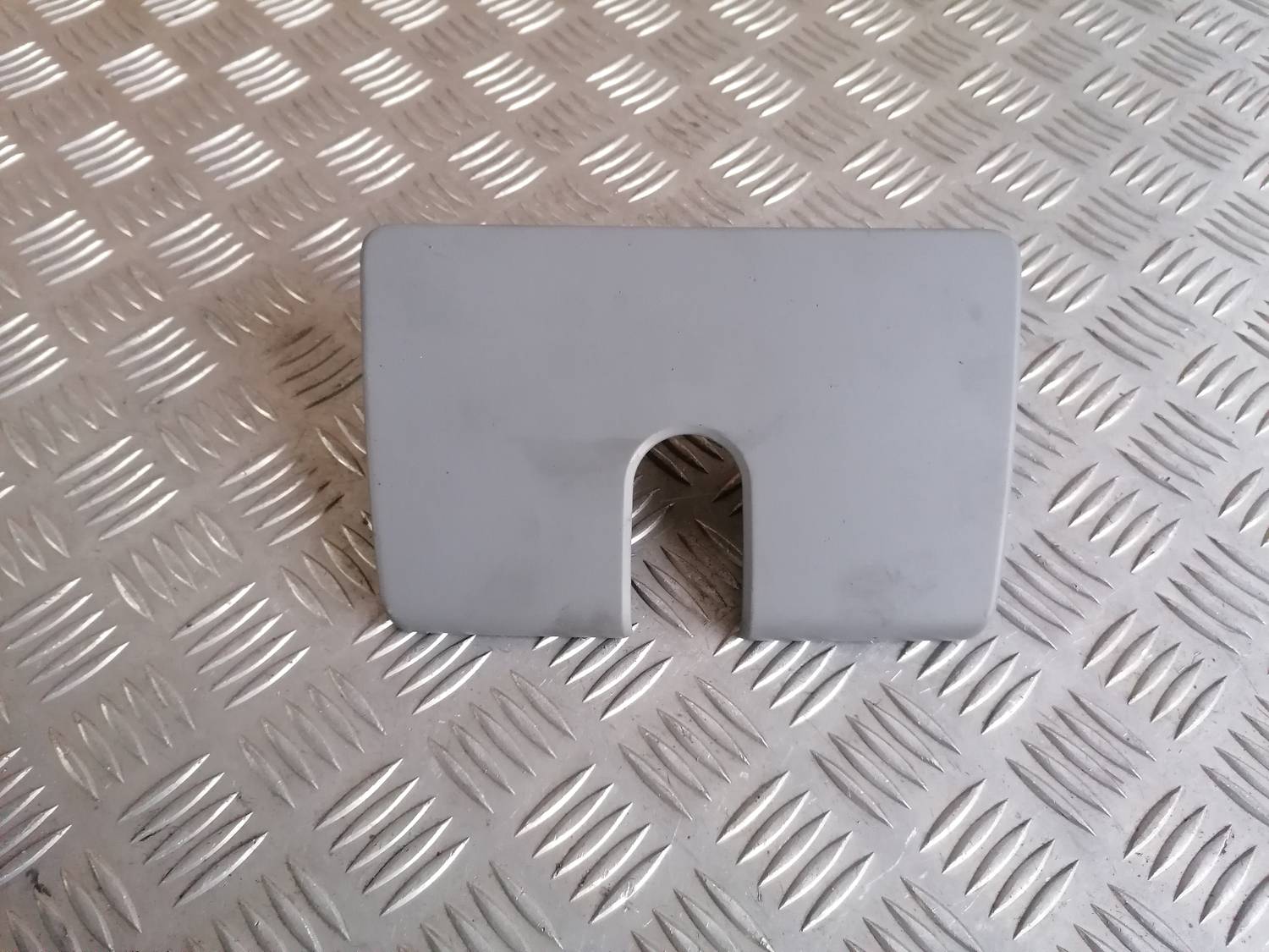 Atpakaļskata spoguļa apdare (salonā) priekš VW PHAETON 2003 2 Atpakaļskata spoguļa apdare (salonā) priekš VW PHAETON 2003