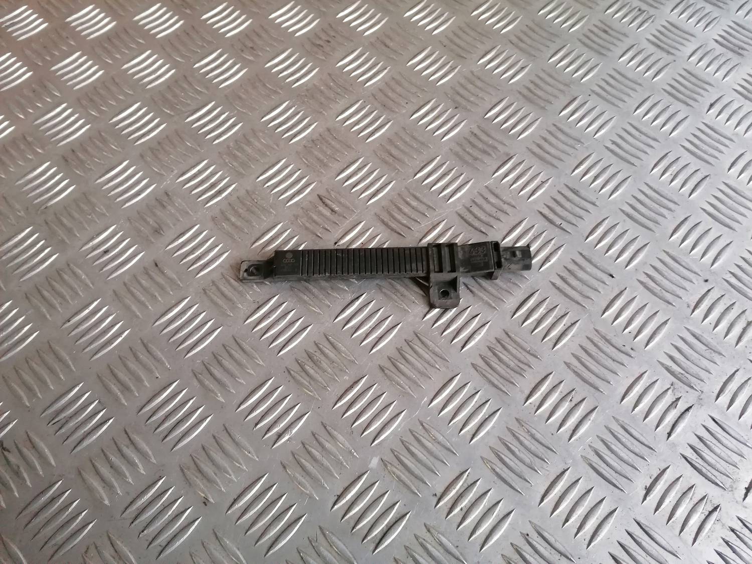 Riepas gaisa spiediena sensors priekš VW PHAETON 2003 1 Riepas gaisa spiediena sensors priekš VW PHAETON 2003