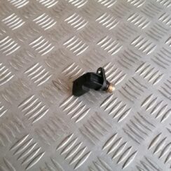 Sadales vārpstas devējs priekš VW PHAETON 2003