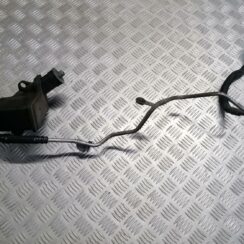 Stūres pastiprinātāja tvertne priekš VW PHAETON 2003