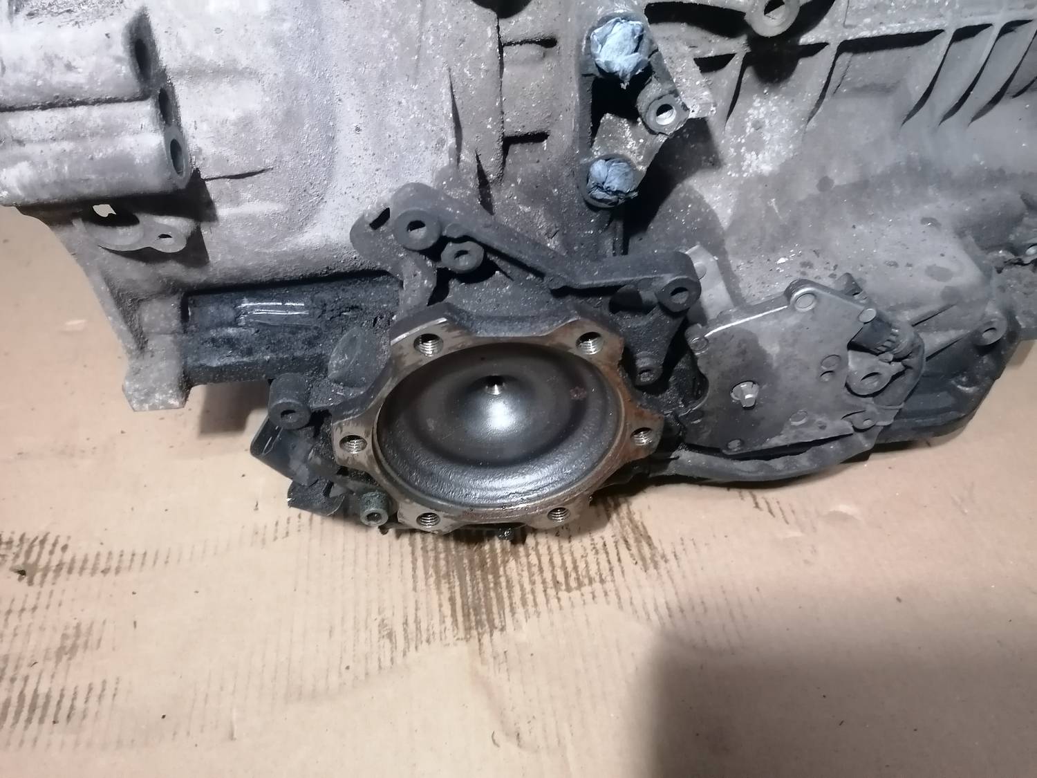 Automātiskā pārnesumkārba priekš VW PHAETON 2003 6 Automātiskā pārnesumkārba priekš VW PHAETON 2003