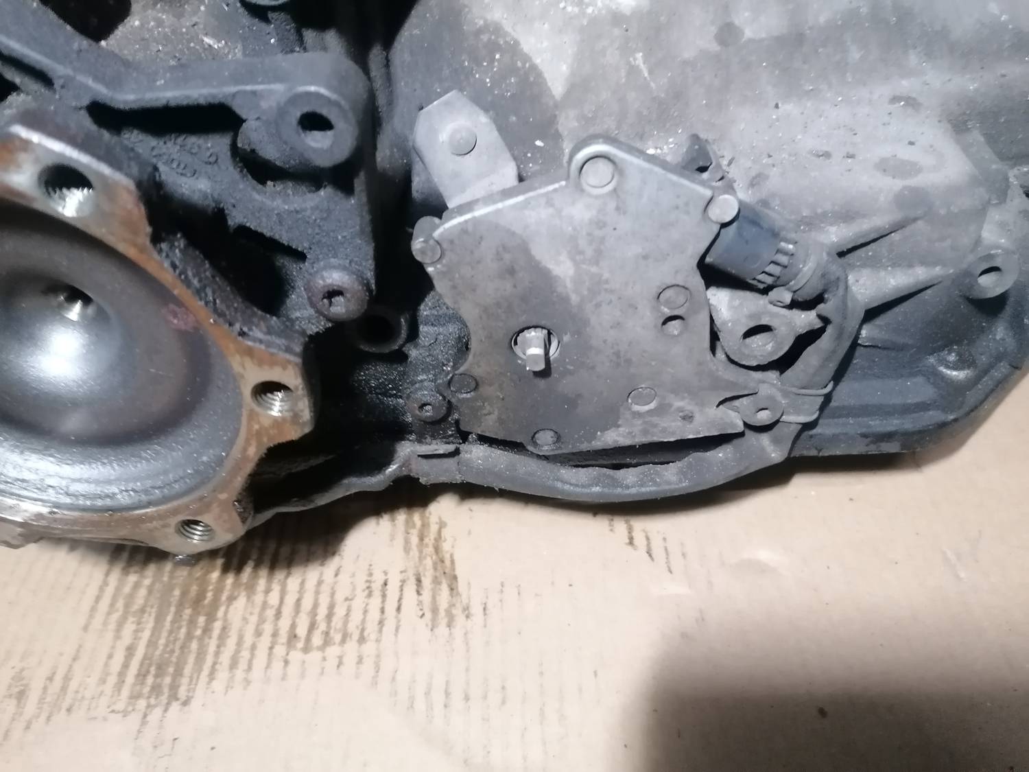 Automātiskā pārnesumkārba priekš VW PHAETON 2003 7 Automātiskā pārnesumkārba priekš VW PHAETON 2003