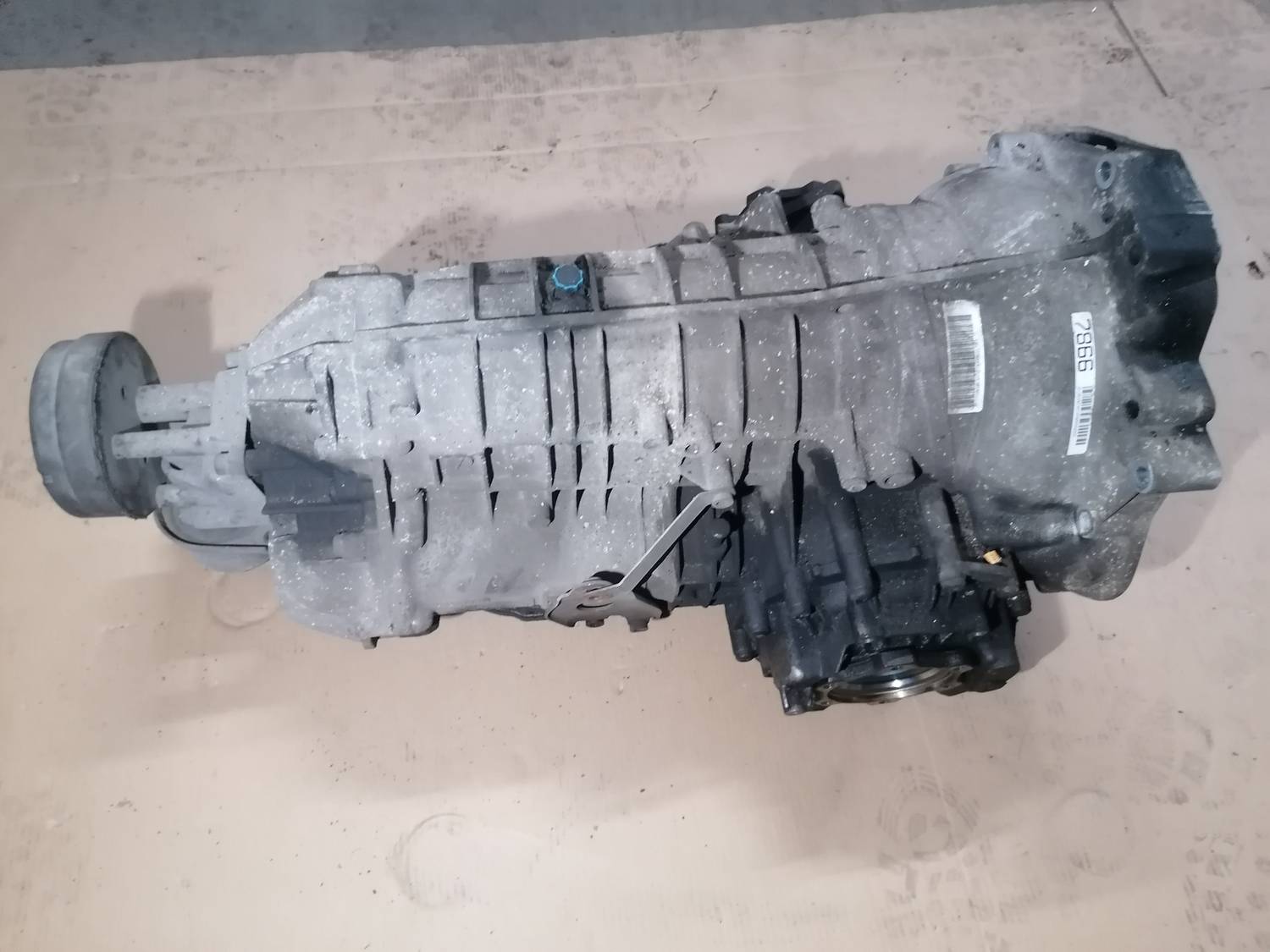 Automātiskā pārnesumkārba priekš VW PHAETON 2003 4 Automātiskā pārnesumkārba priekš VW PHAETON 2003