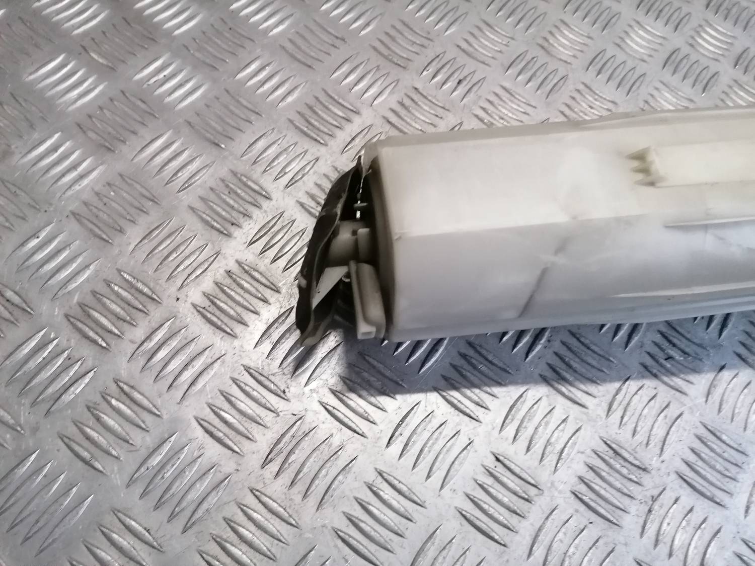 Papildus degvielas sūknis priekš VW PHAETON 2003 3 Papildus degvielas sūknis priekš VW PHAETON 2003