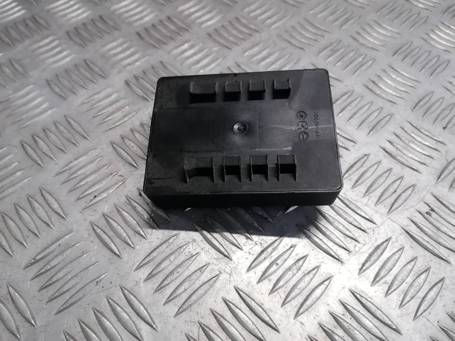 Gaismas vadības bloks priekš OPEL INSIGNIA SPORTS TOURER 2013 4 Gaismas vadības bloks priekš OPEL INSIGNIA SPORTS TOURER 2013