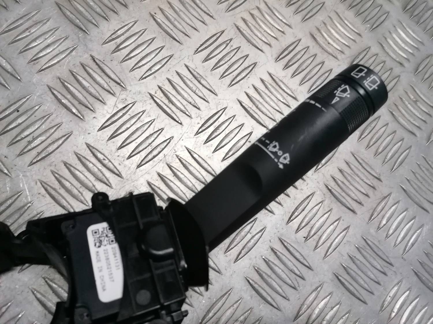 Stūres statnes slēdzis priekš OPEL INSIGNIA SPORTS TOURER 2013 3 Stūres statnes slēdzis priekš OPEL INSIGNIA SPORTS TOURER 2013