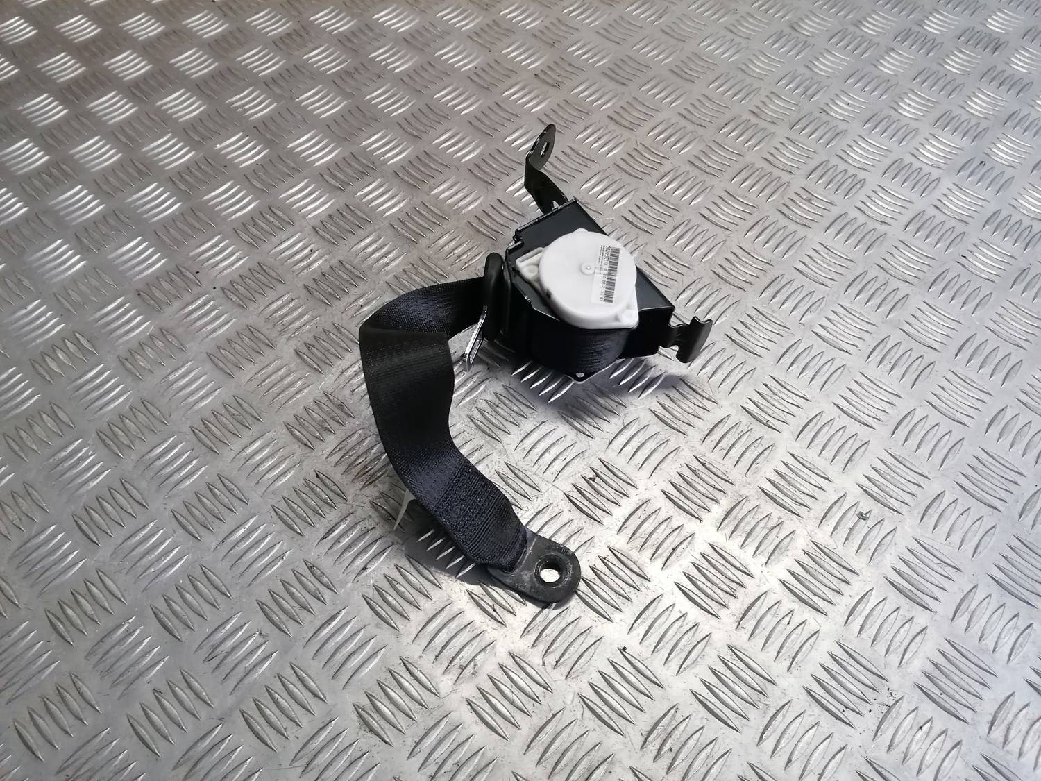 Aizmugurējā labā drošības josta priekš OPEL INSIGNIA SPORTS TOURER 2013 1 Aizmugurējā labā drošības josta priekš OPEL INSIGNIA SPORTS TOURER 2013