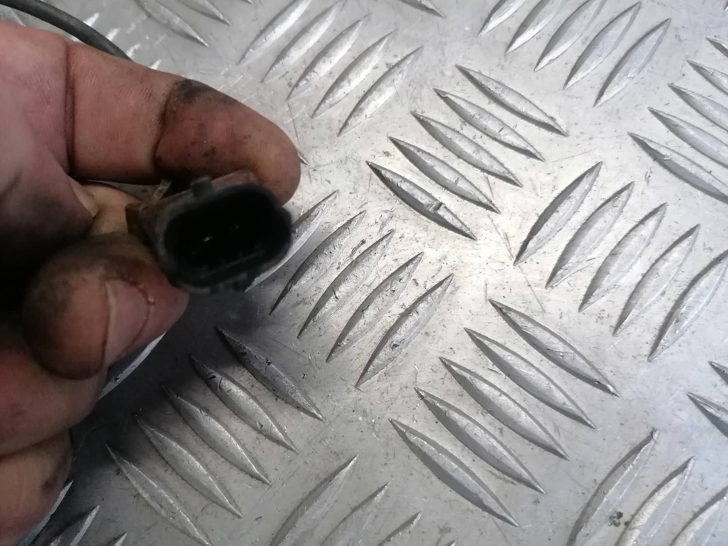 Izplūdes gāzu temperatūras devējs priekš OPEL INSIGNIA SPORTS TOURER 2013 4 Izplūdes gāzu temperatūras devējs priekš OPEL INSIGNIA SPORTS TOURER 2013