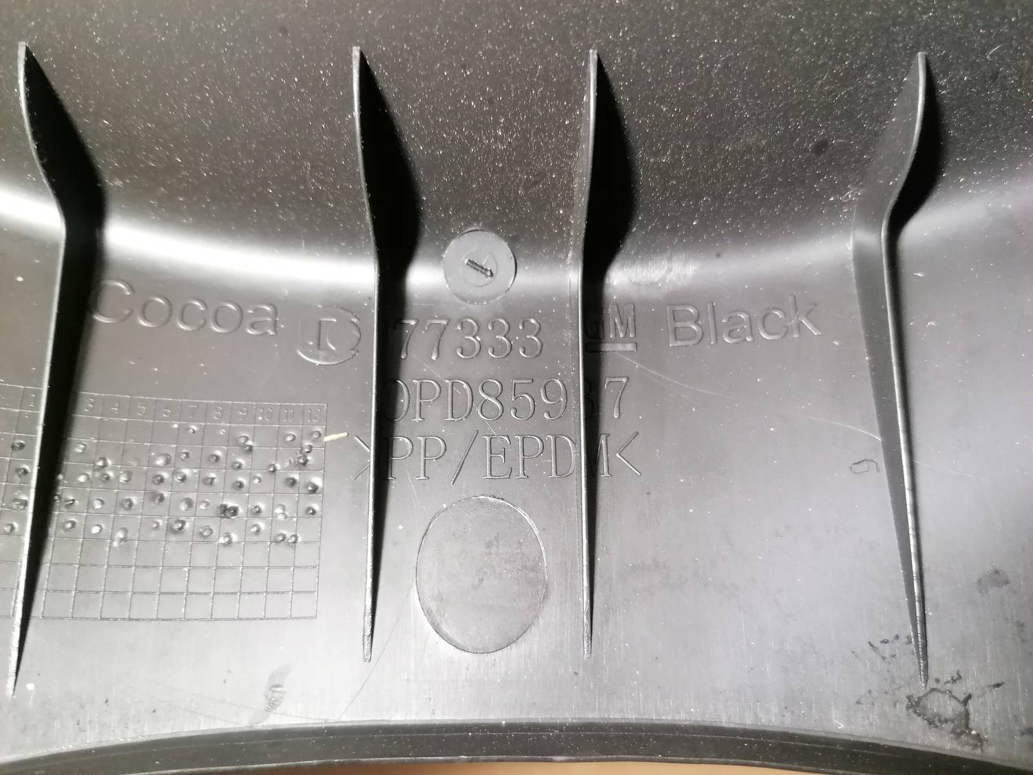 Bagāžnieka vāka liela apdare priekš OPEL INSIGNIA SPORTS TOURER 2013 5 Bagāžnieka vāka liela apdare priekš OPEL INSIGNIA SPORTS TOURER 2013