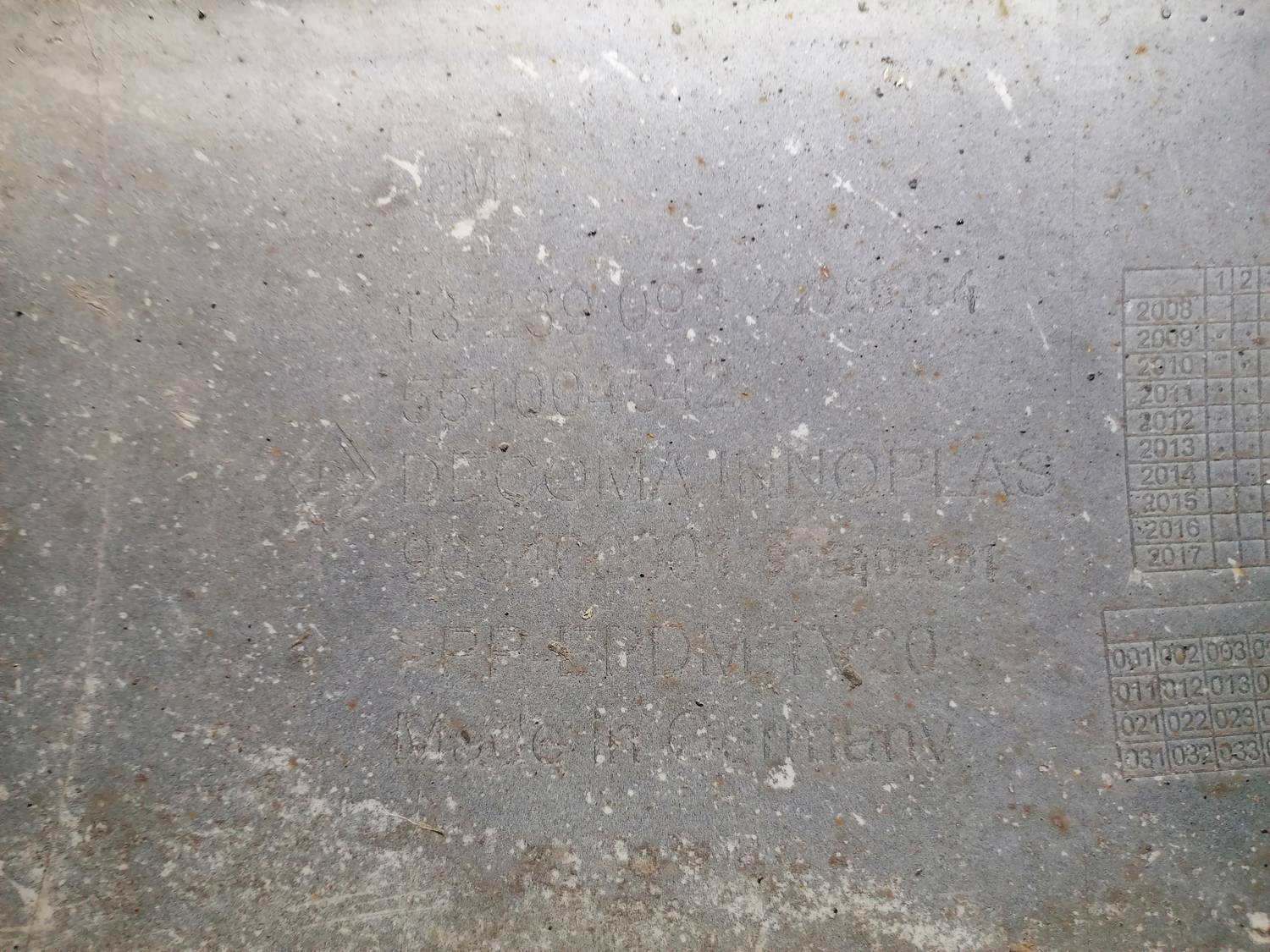 Aizmugures buferis priekš OPEL INSIGNIA SPORTS TOURER 2013 3 Aizmugures buferis priekš OPEL INSIGNIA SPORTS TOURER 2013