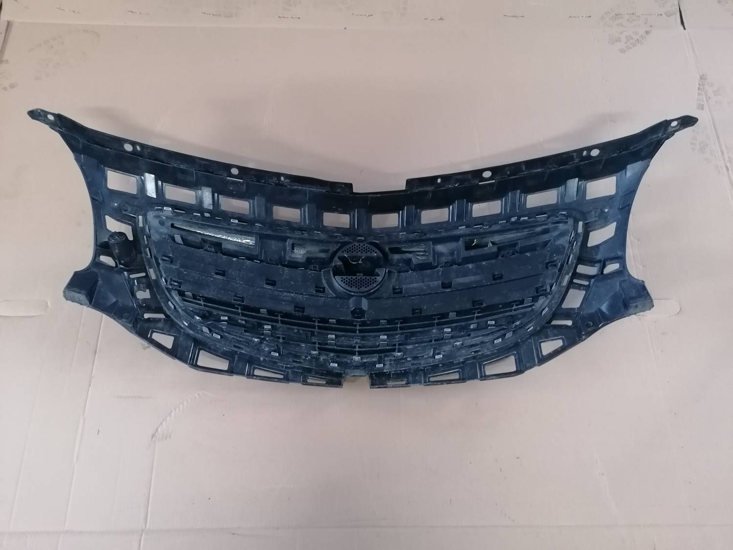 Bufera reste priekš OPEL INSIGNIA SPORTS TOURER 2013 5 Bufera reste priekš OPEL INSIGNIA SPORTS TOURER 2013