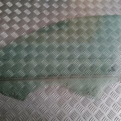 Priekšējo kreiso durvju stikls priekš BMW 318D E91 2008 TOURING