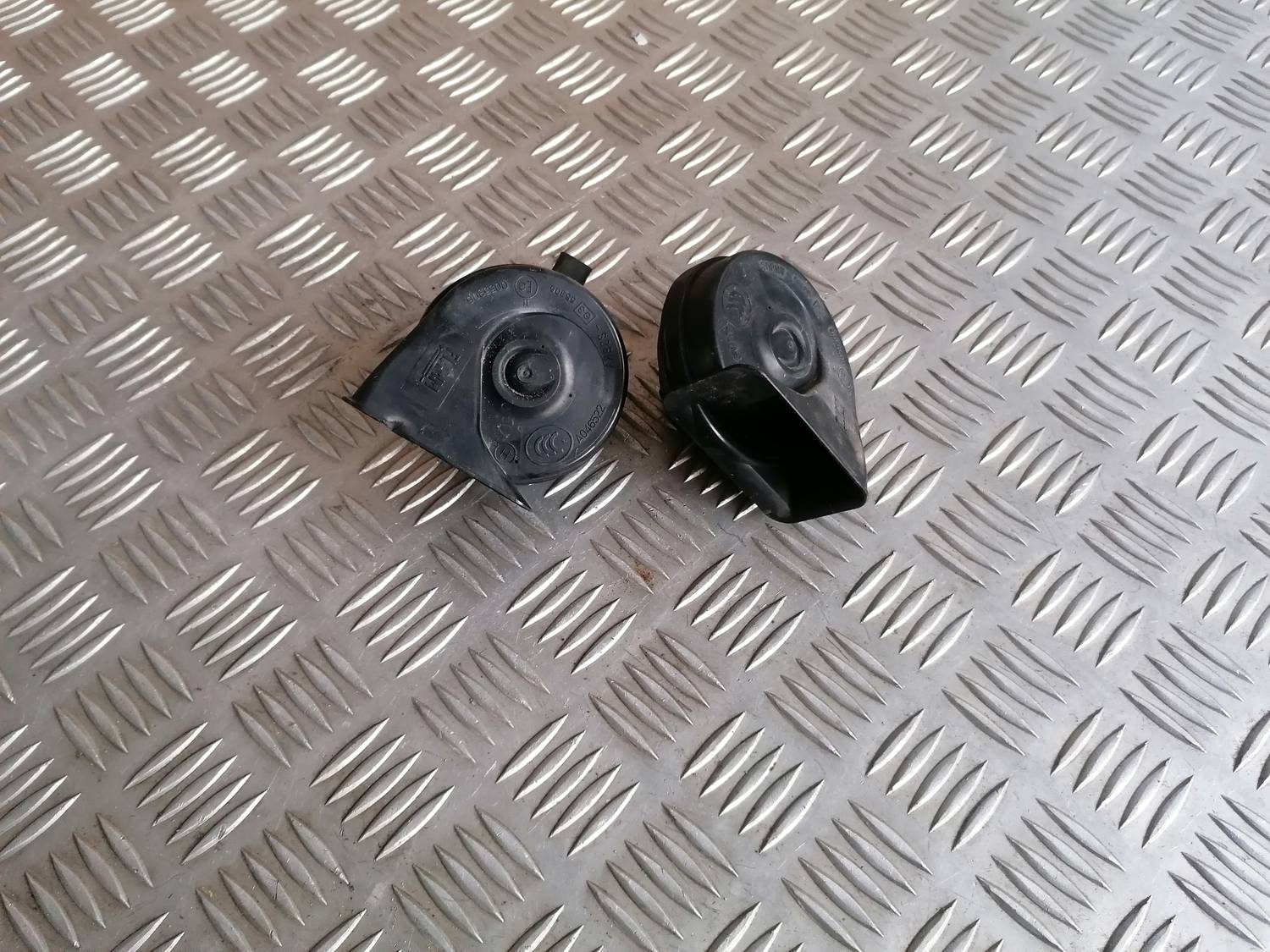 Skaņas signāls priekš BMW 318D E91 2008 TOURING 1 Skaņas signāls priekš BMW 318D E91 2008 TOURING