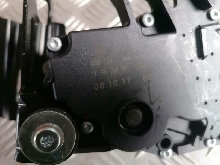 Aizmugurējā stikla tīrītāja motors priekš BMW 318D E91 2008 TOURING
