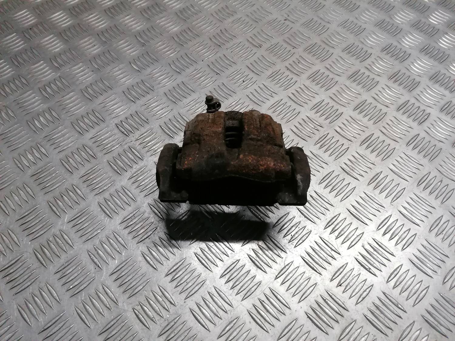 Aizmugurējais labais suports priekš BMW 318D E91 2008 TOURING 1 Aizmugurējais labais suports priekš BMW 318D E91 2008 TOURING