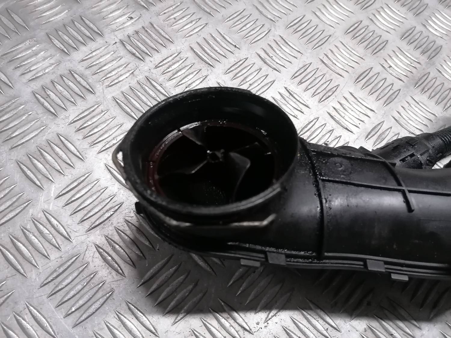 Gaisa filtra korpusa caurule priekš BMW 318D E91 2008 TOURING 5 Gaisa filtra korpusa caurule priekš BMW 318D E91 2008 TOURING