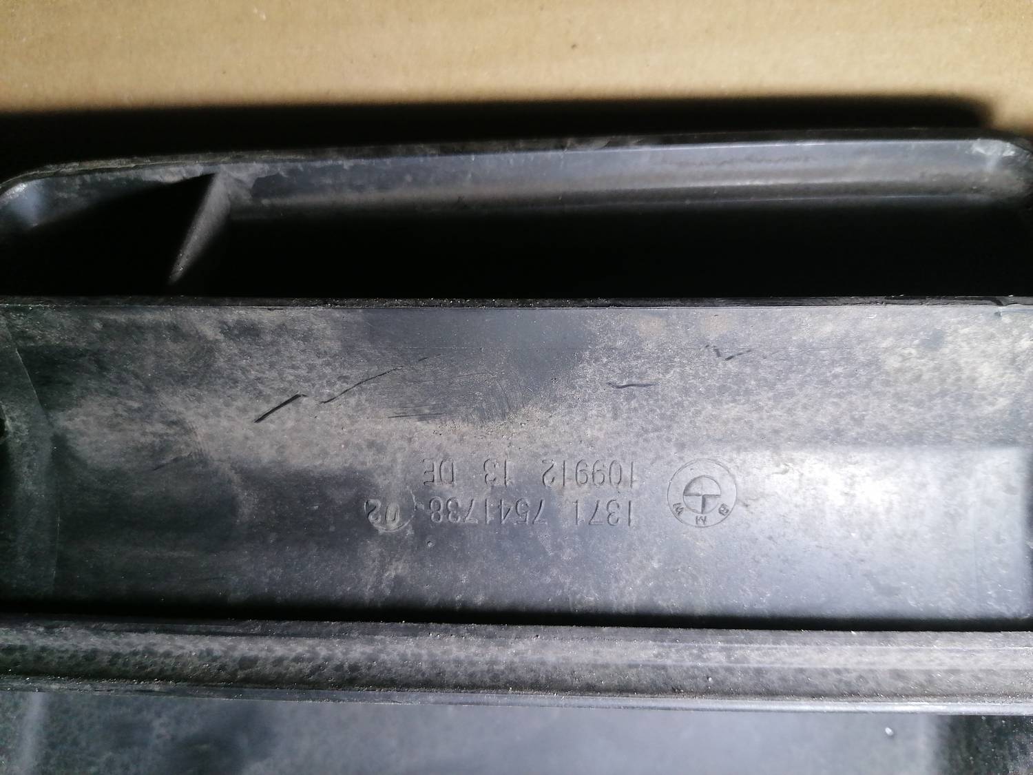 Gaisa vads priekš BMW 318D E91 2008 TOURING 3 Gaisa vads priekš BMW 318D E91 2008 TOURING