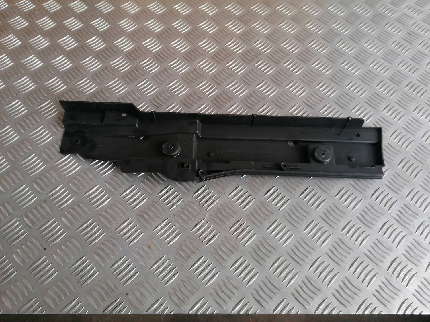 Bagāžnieka nodalījuma plastmasa priekš BMW 318D E91 2008 TOURING 5 Bagāžnieka nodalījuma plastmasa priekš BMW 318D E91 2008 TOURING