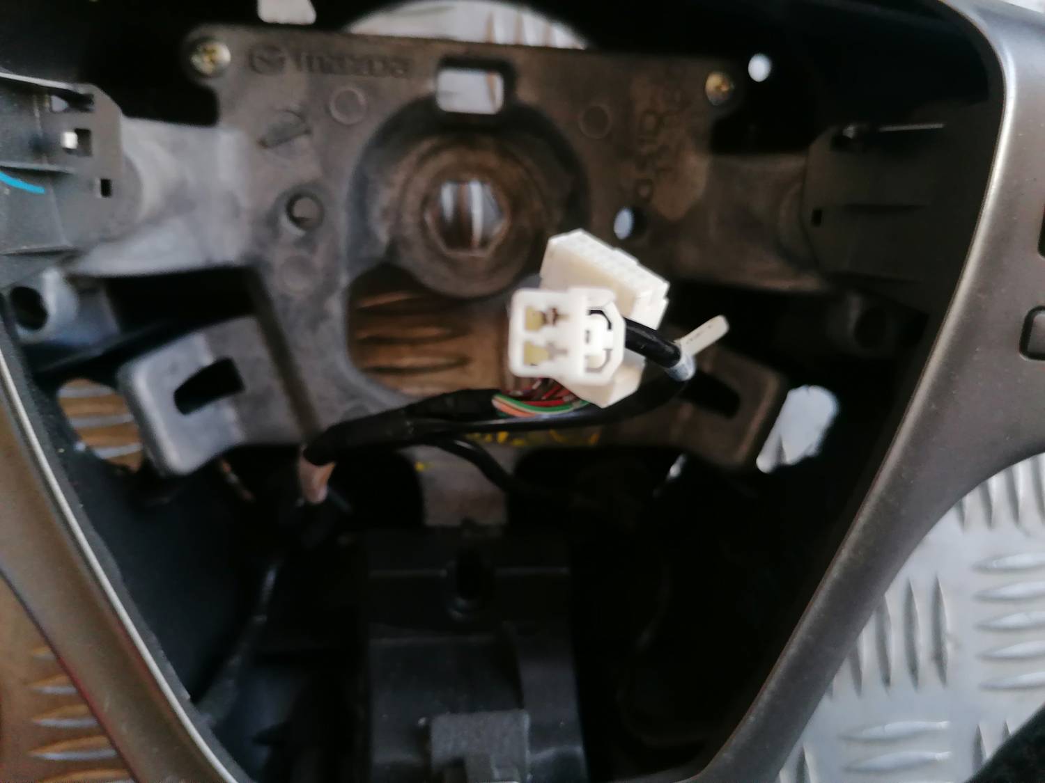 Stūre priekš MAZDA 6 2007 5 Stūre priekš MAZDA 6 2007