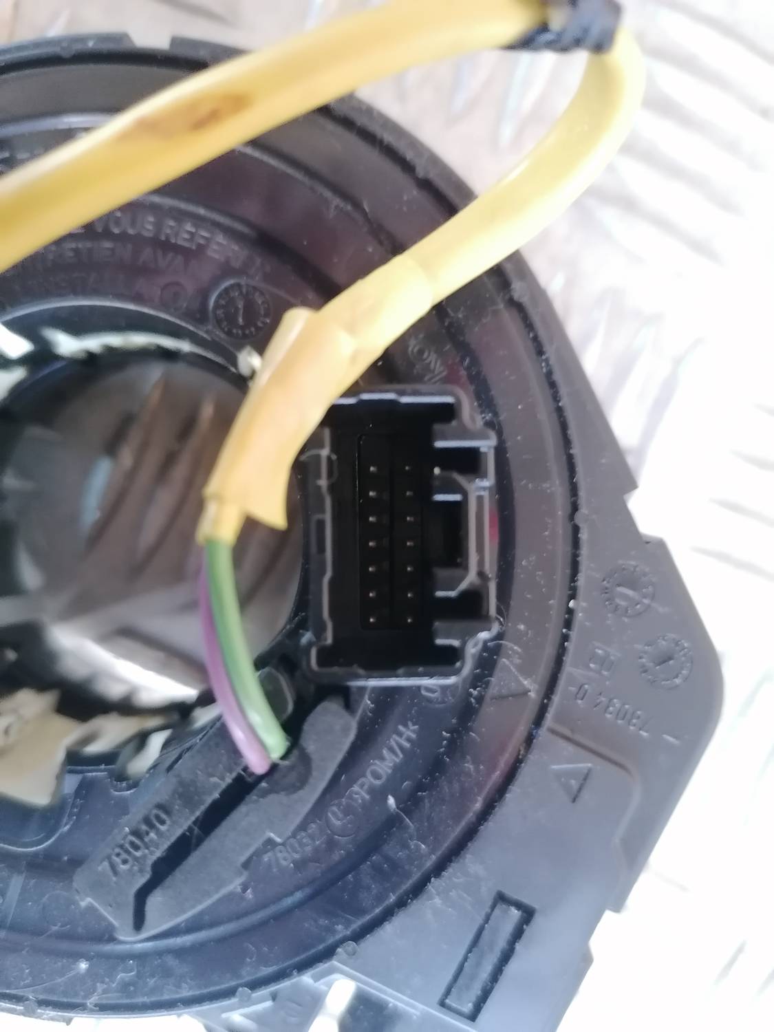 Drošības spilvena slīdgredzens priekš MAZDA 6 2007 3 Drošības spilvena slīdgredzens priekš MAZDA 6 2007