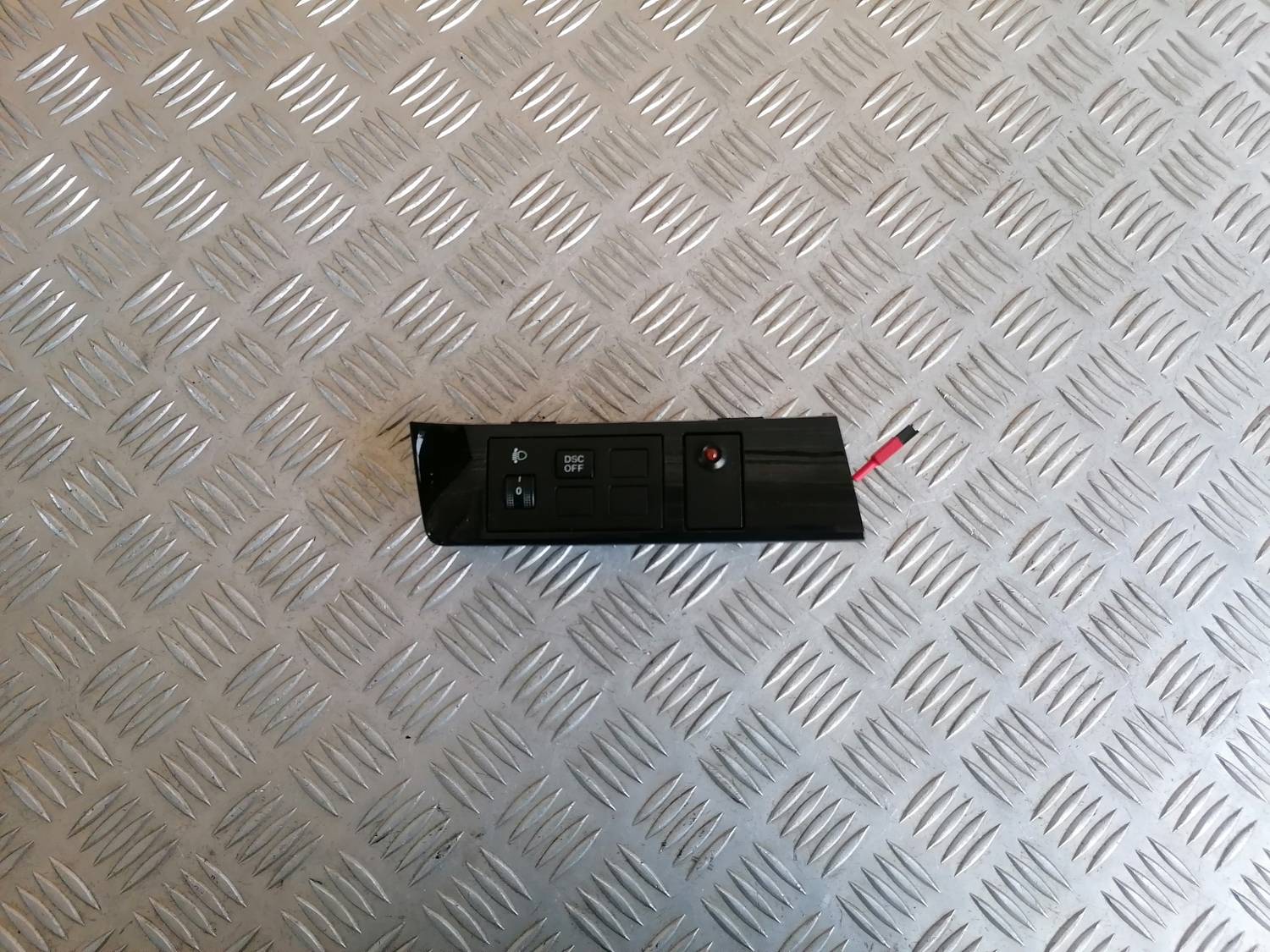 Mērinstrumentu paneļa pārslēgšanas pogas priekš MAZDA 6 2007 1 Mērinstrumentu paneļa pārslēgšanas pogas priekš MAZDA 6 2007