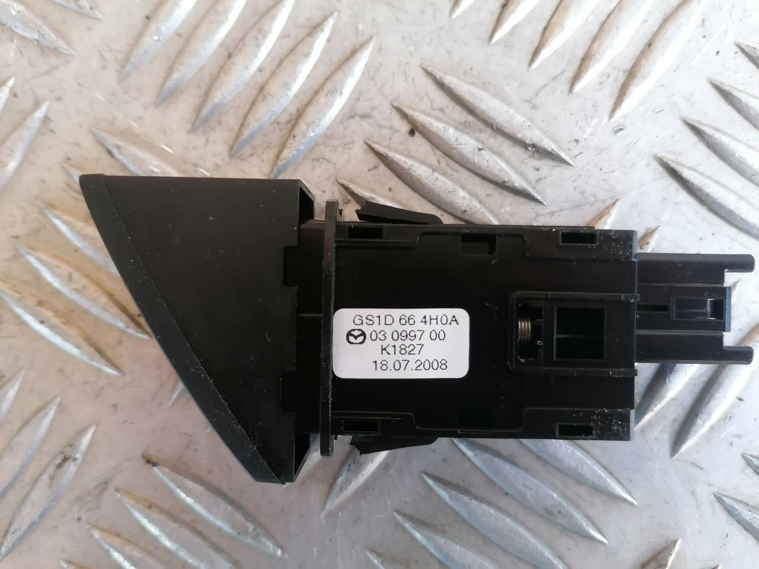 Trauksmes poga priekš MAZDA 6 2007 5 Trauksmes poga priekš MAZDA 6 2007