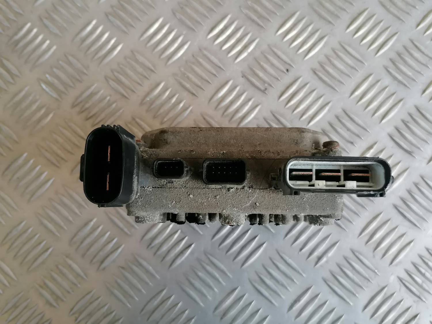 Stūres statnes vadības bloks priekš MAZDA 6 2007 4 Stūres statnes vadības bloks priekš MAZDA 6 2007