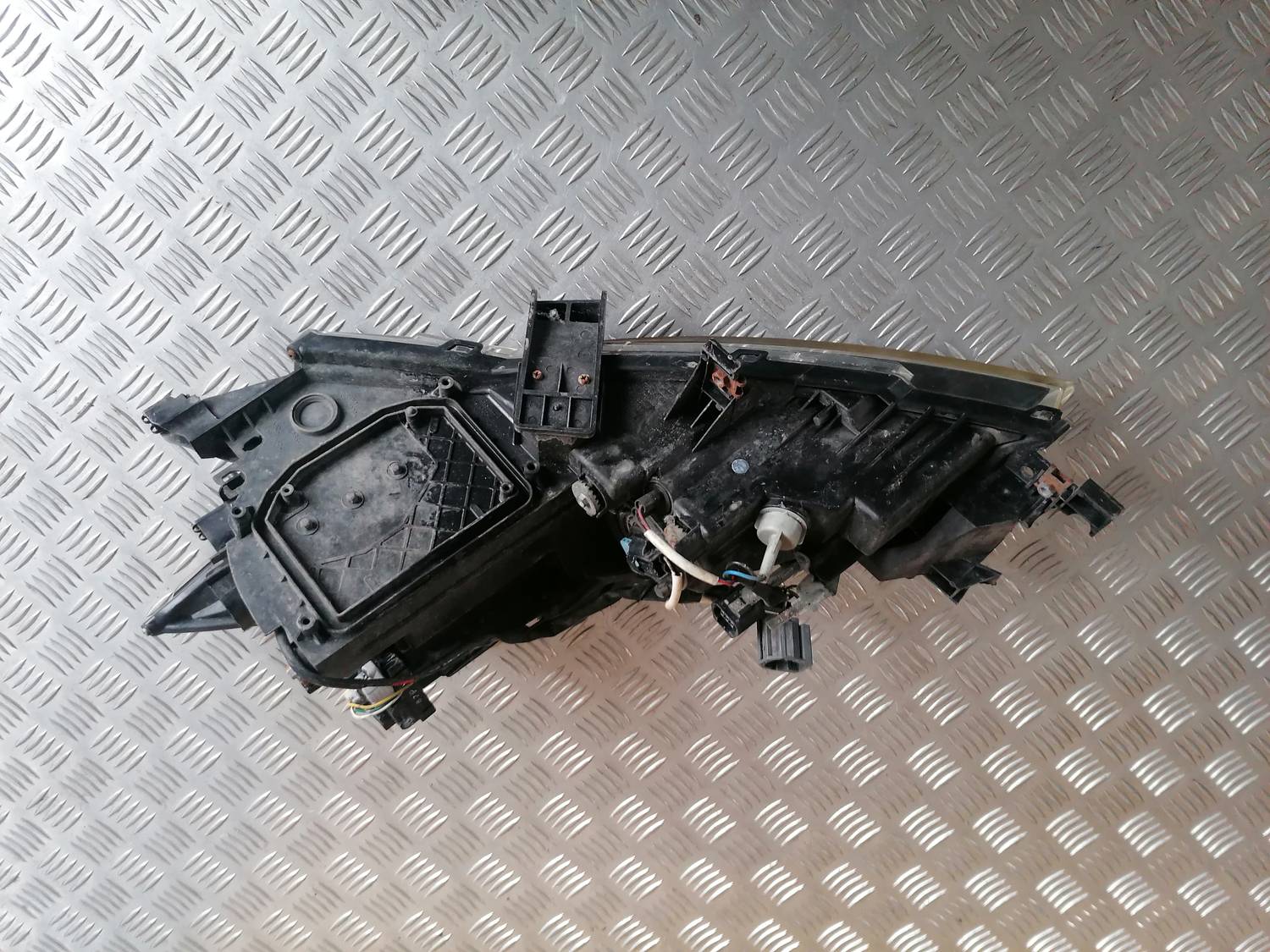 Priekšējais labais lukturis priekš MAZDA 6 2007 5 Priekšējais labais lukturis priekš MAZDA 6 2007