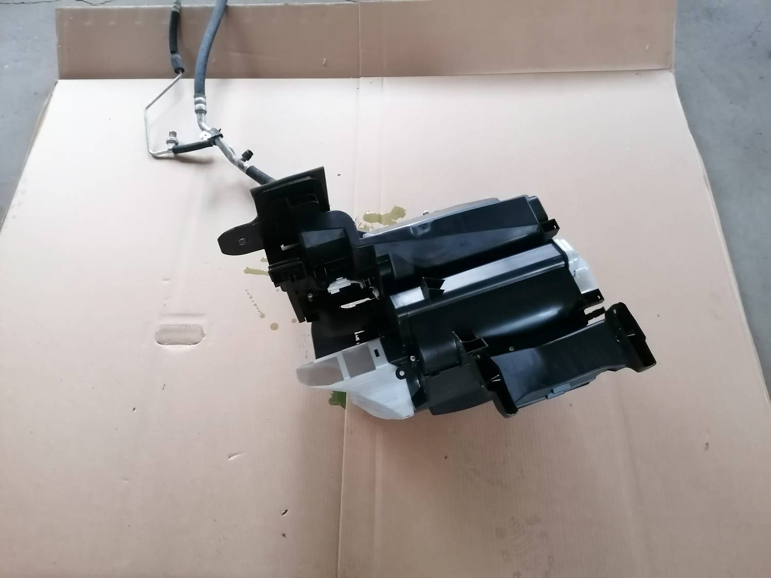 Salona sildītājs priekš MAZDA 6 2007 4 Salona sildītājs priekš MAZDA 6 2007