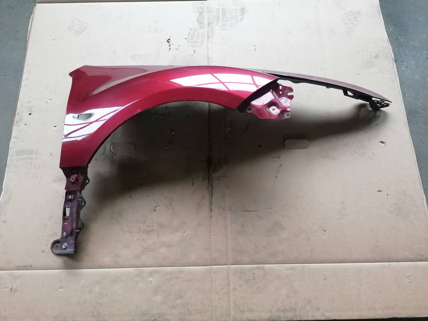 Priekšējais labais spārns priekš MAZDA 6 2007 1 Priekšējais labais spārns priekš MAZDA 6 2007