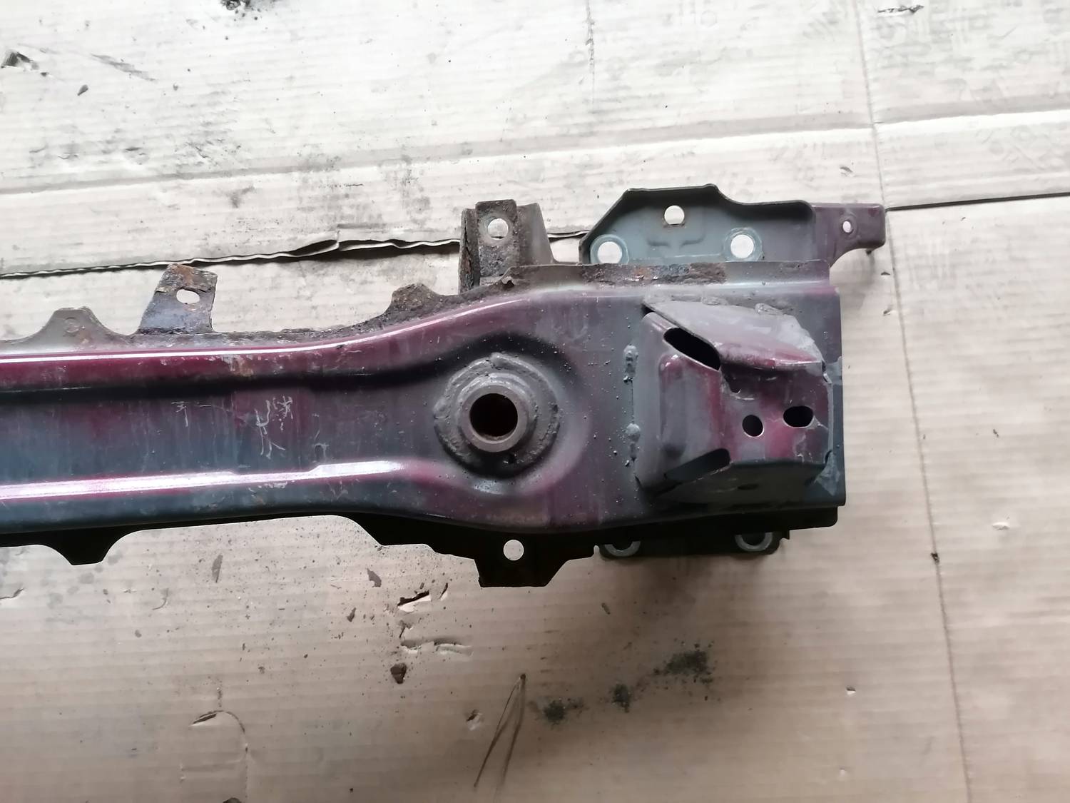 Priekšējā bufera pastiprinātājs priekš MAZDA 6 2007 3 Priekšējā bufera pastiprinātājs priekš MAZDA 6 2007