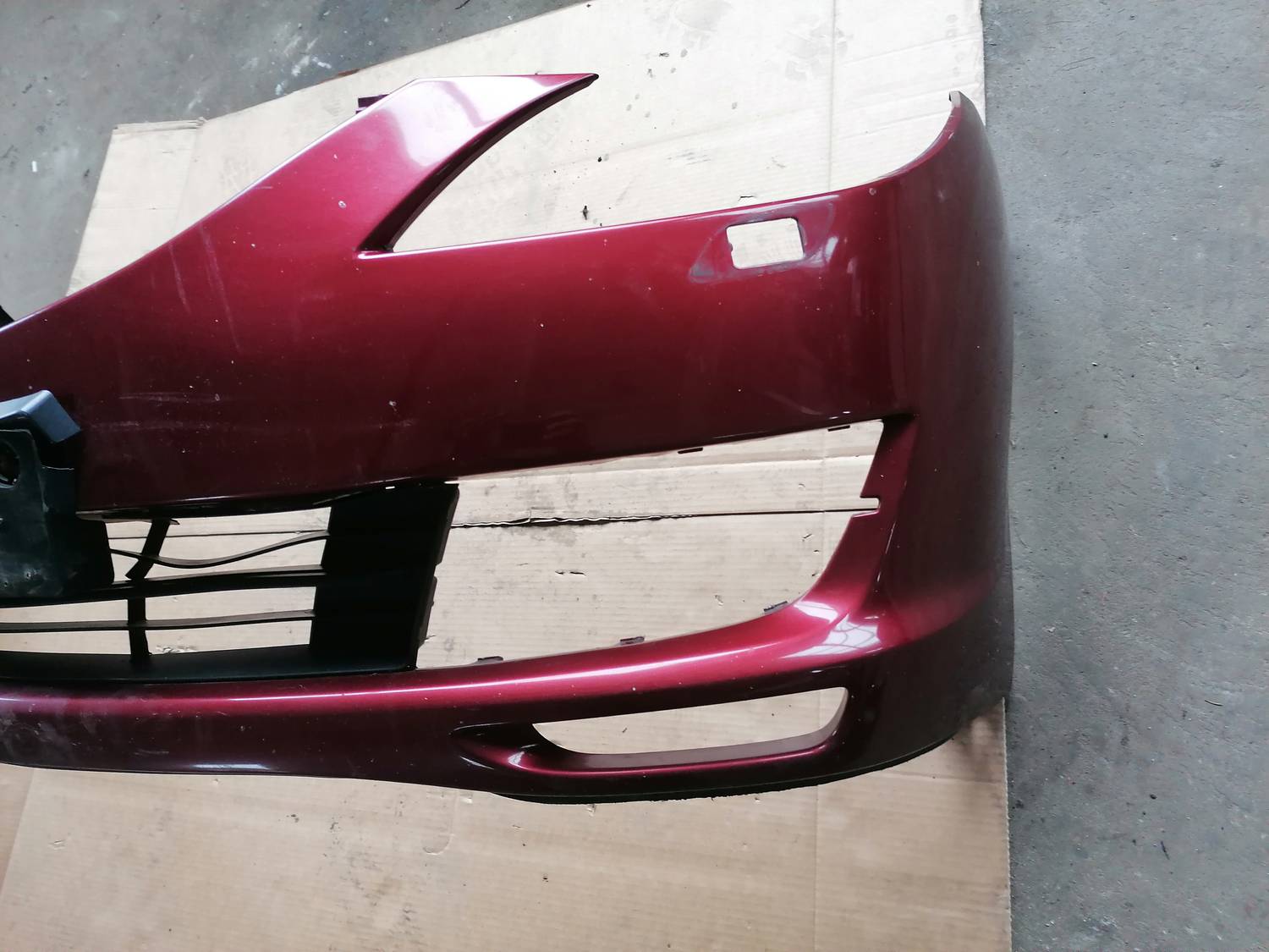 Priekšējais buferis priekš MAZDA 6 2007 4 Priekšējais buferis priekš MAZDA 6 2007