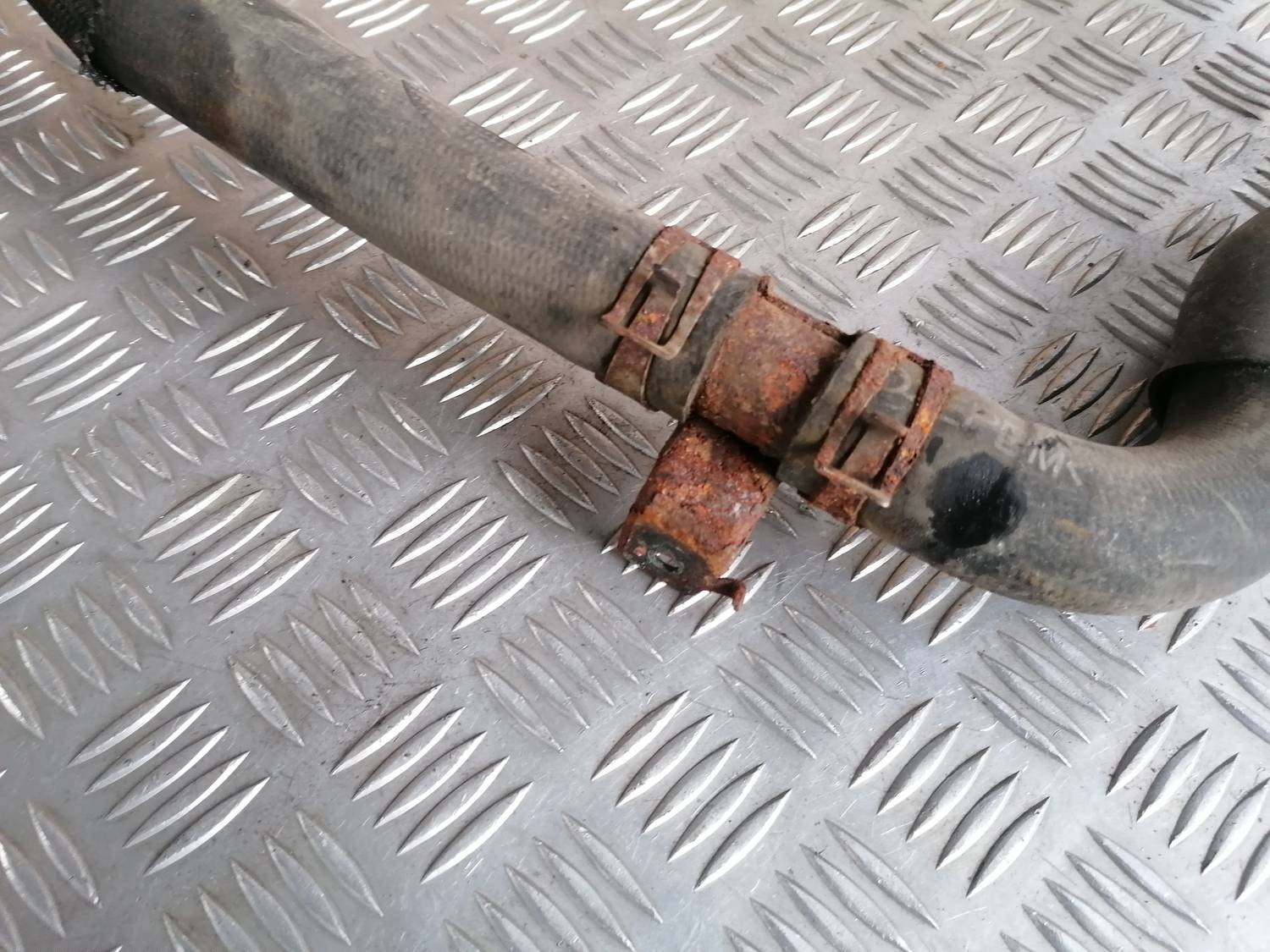 Dzesēšanas caurule priekš MAZDA 6 2007 3 Dzesēšanas caurule priekš MAZDA 6 2007