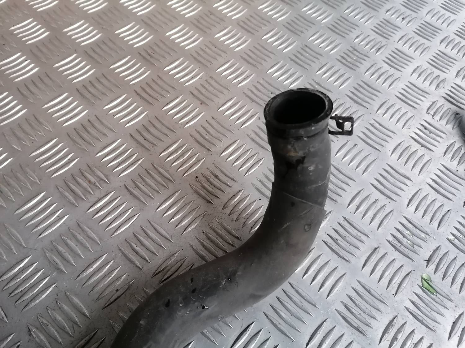 Dzesēšanas caurule priekš MAZDA 6 2007 2 Dzesēšanas caurule priekš MAZDA 6 2007