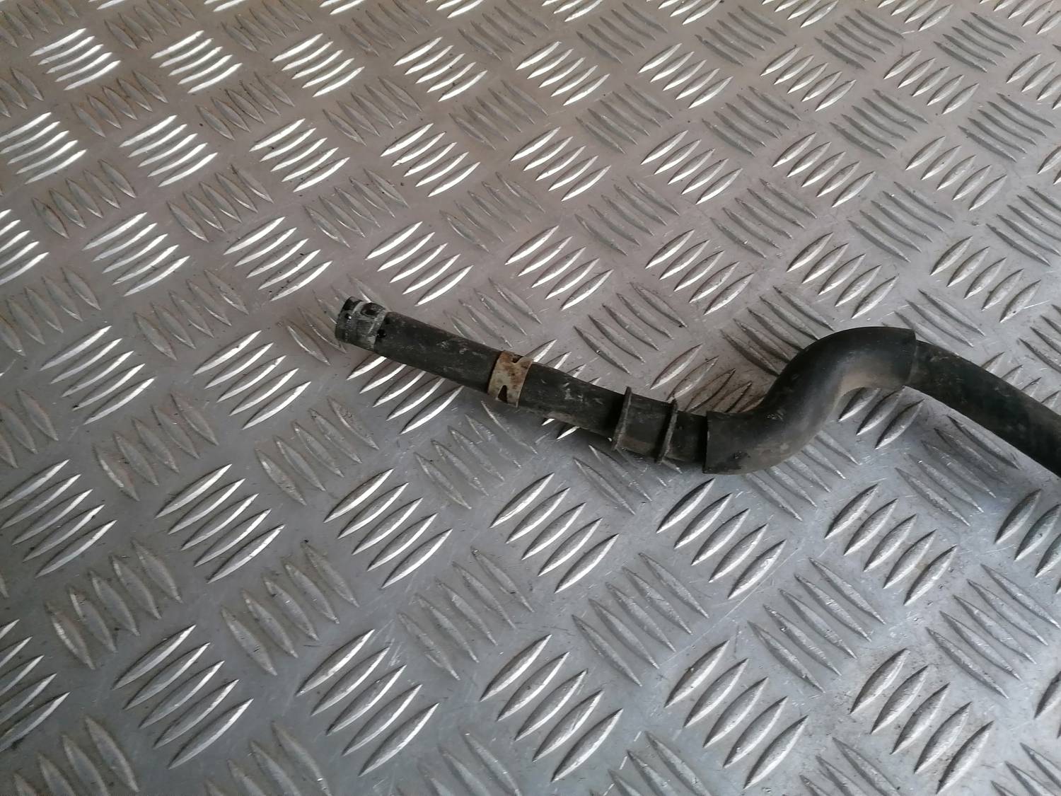 Dzesēšanas caurule priekš MAZDA 6 2007 2 Dzesēšanas caurule priekš MAZDA 6 2007